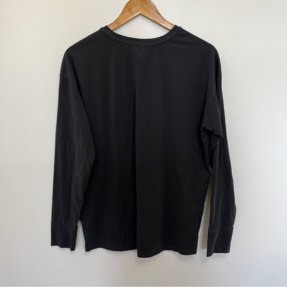 Vuori Women’s Long-Sleeve Feather Tee Black T Shirt NWOT M - Picture 6 of 7